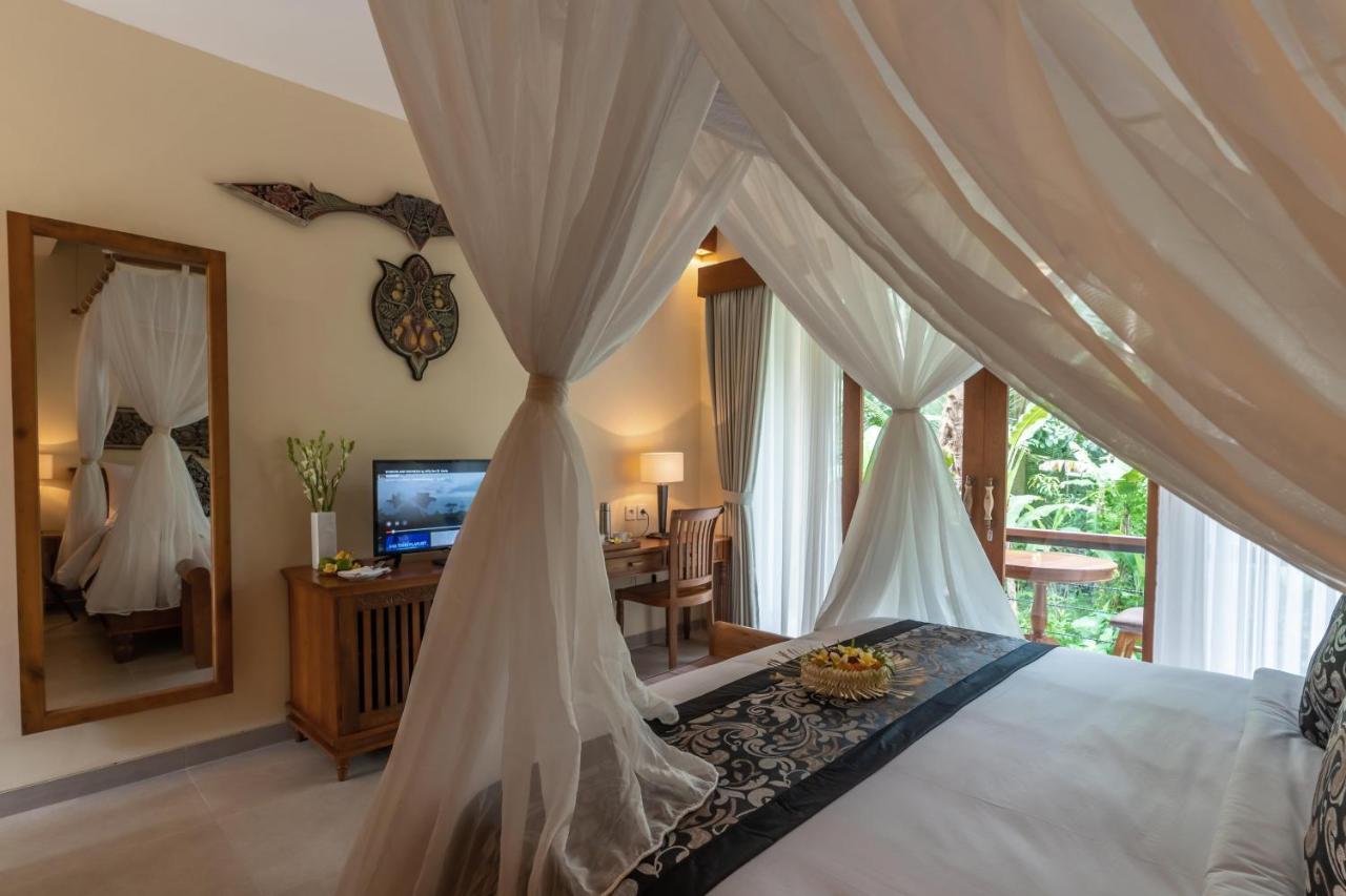 Resort The Compass Rose
